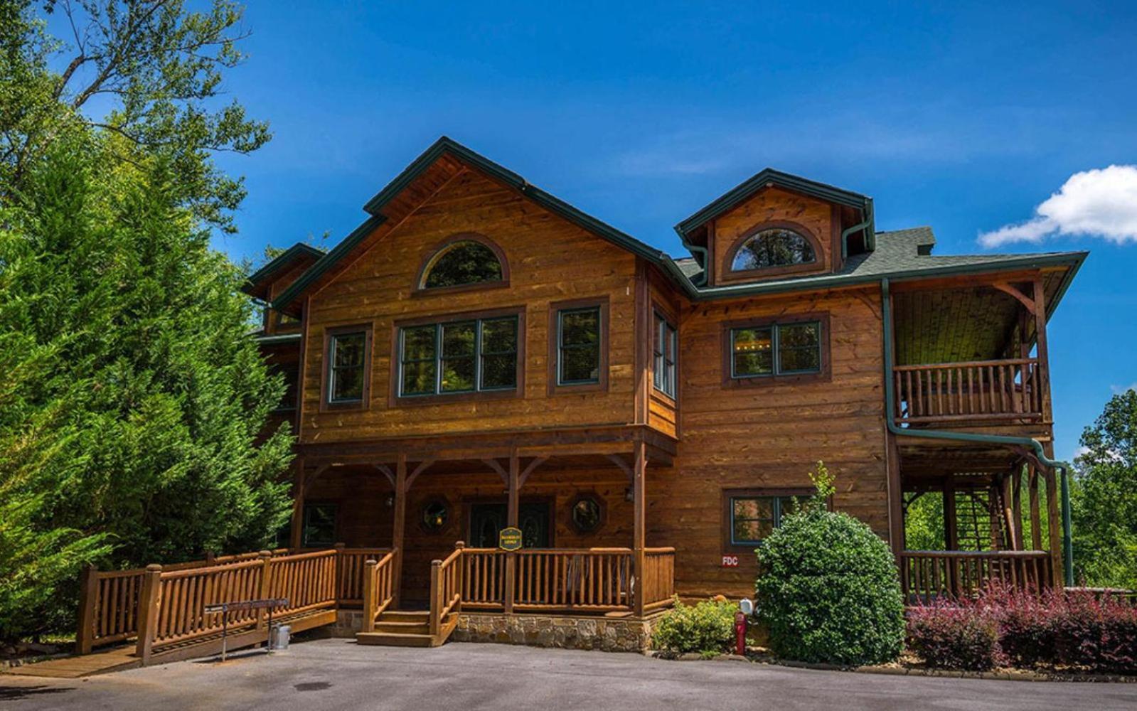 גטלינבורג Bearskin Lodge מראה חיצוני תמונה